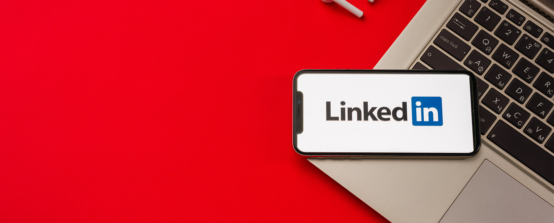 Komunikacja B2B na LinekdIn – dlaczego warto?