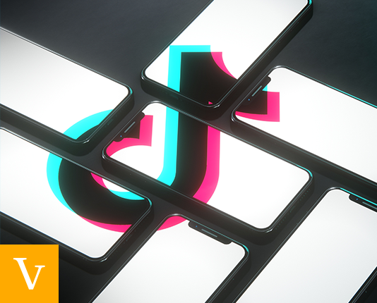 TikTokizacja contentu – jak zmienił się sposób, w jaki konsumujemy treści (i dokąd to zmierza)?